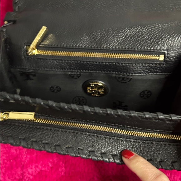 Tory Burch Black Leather Crossbody Bag - Picture 6 of 10